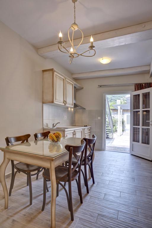 Piazza Apartments 2 Petrovac Rom bilde